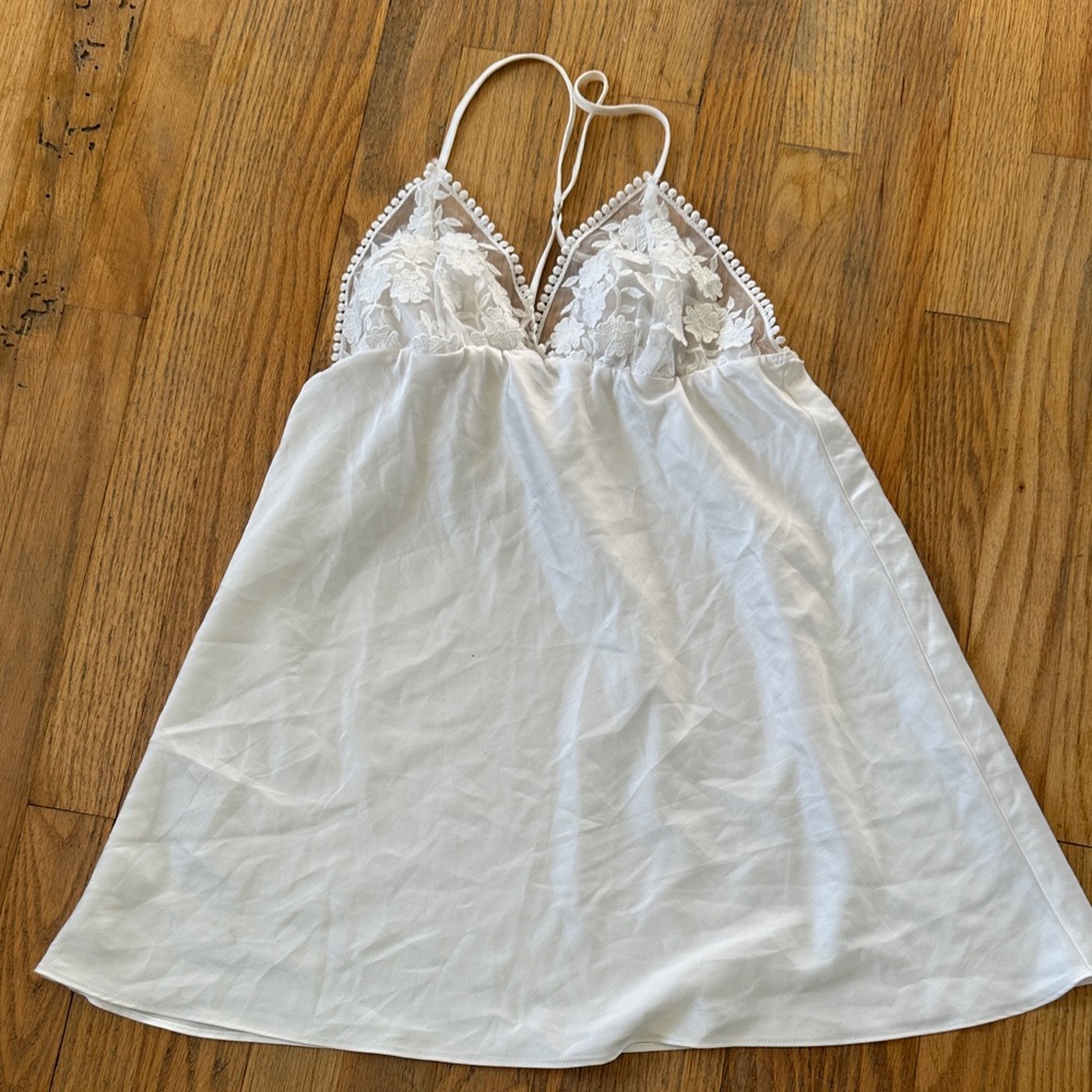 Flora Nikrooz White Lace Chemise